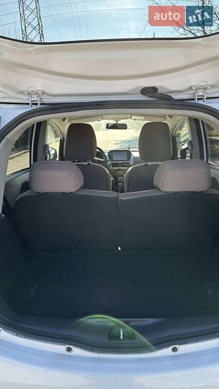 Хетчбек Citroen C-Zero 2011 в Львові