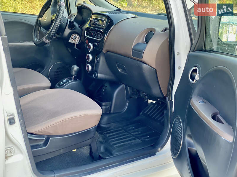 Хетчбек Citroen C-Zero 2012 в Львові фото 14 Хетчбек Citroen C-Zero 2012 в Львові