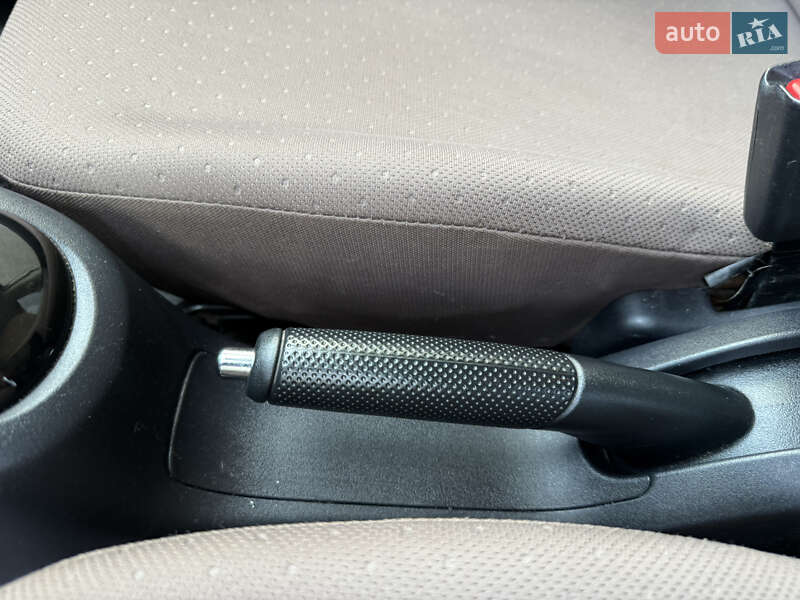 Хэтчбек Citroen C-Zero 2013 в Ровно фото 48 Хэтчбек Citroen C-Zero 2013 в Ровно