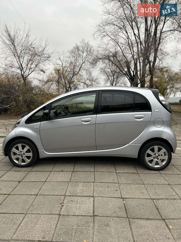 Хэтчбек Citroen C-Zero 2011 в Запорожье