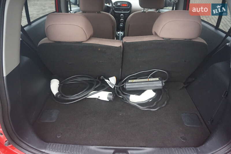 Хэтчбек Citroen C-Zero 2012 в Самборе фото 49 Хэтчбек Citroen C-Zero 2012 в Самборе