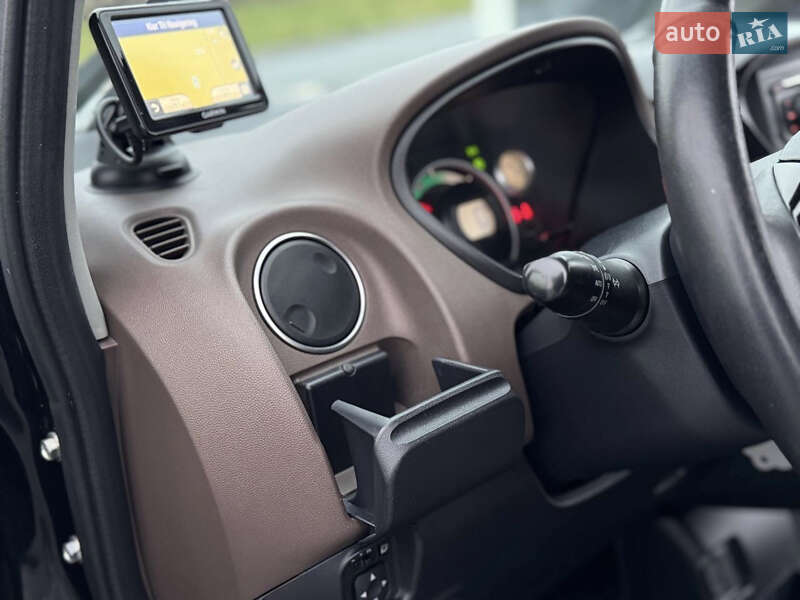 Хэтчбек Citroen C-Zero 2013 в Львове фото 34 Хэтчбек Citroen C-Zero 2013 в Львове