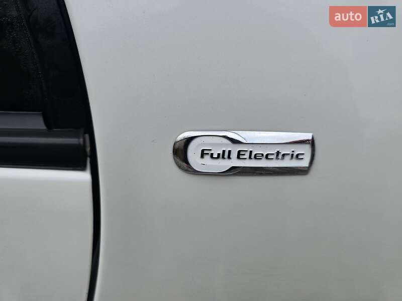 Хэтчбек Citroen C-Zero 2011 в Нежине