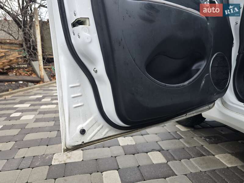 Хэтчбек Citroen C-Zero 2011 в Нежине