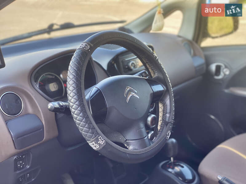 Хэтчбек Citroen C-Zero 2012 в Львове