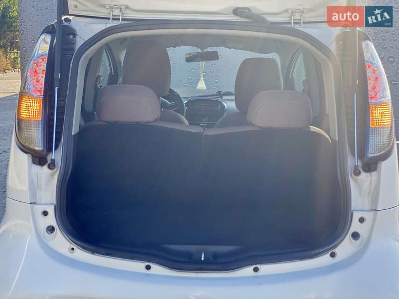 Хэтчбек Citroen C-Zero 2012 в Львове