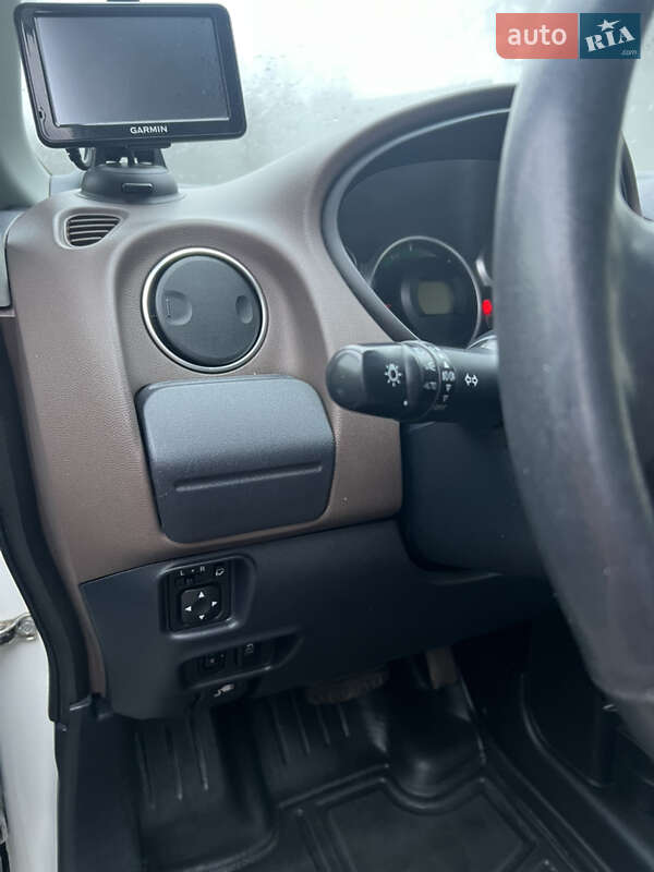 Хэтчбек Citroen C-Zero 2011 в Жмеринке