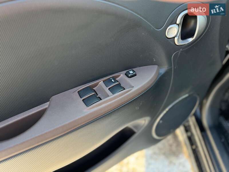 Хэтчбек Citroen C-Zero 2016 в Виннице фото 14 Хэтчбек Citroen C-Zero 2016 в Виннице