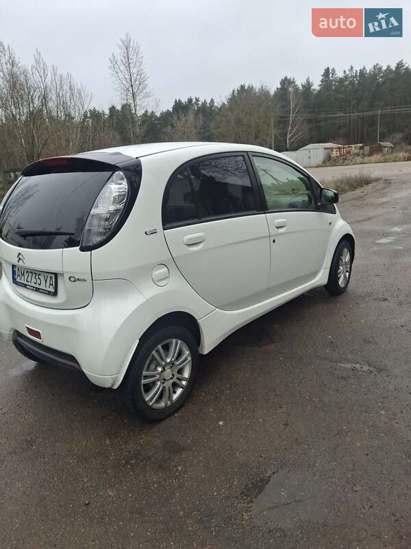 Хэтчбек Citroen C-Zero 2014 в Коростышеве