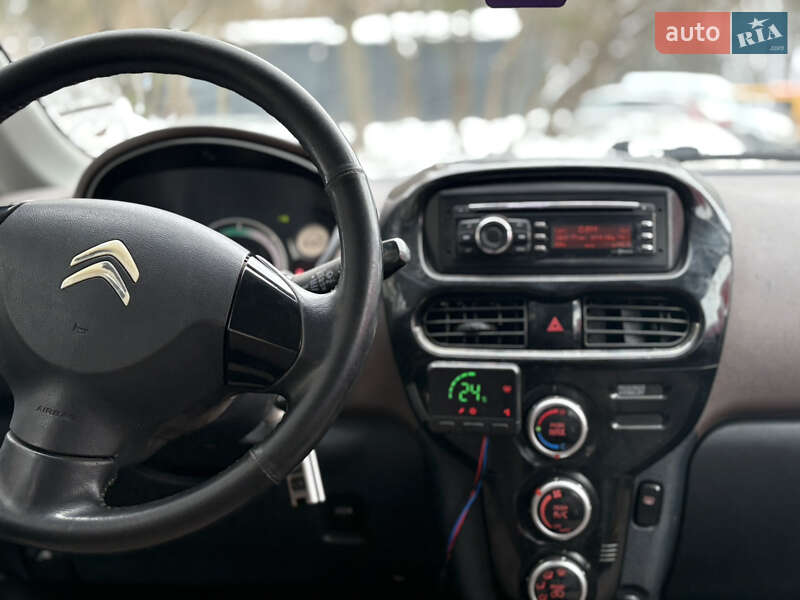 Хетчбек Citroen C-Zero 2011 в Луцьку фото 9 Хетчбек Citroen C-Zero 2011 в Луцьку