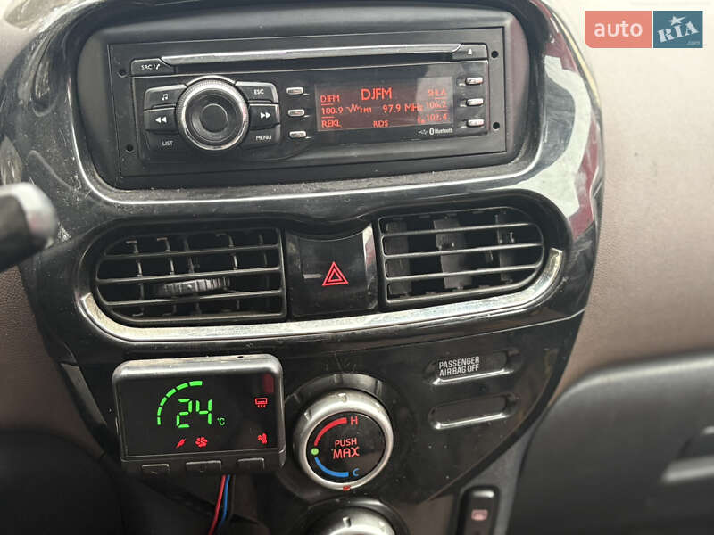 Хетчбек Citroen C-Zero 2011 в Луцьку фото 12 Хетчбек Citroen C-Zero 2011 в Луцьку