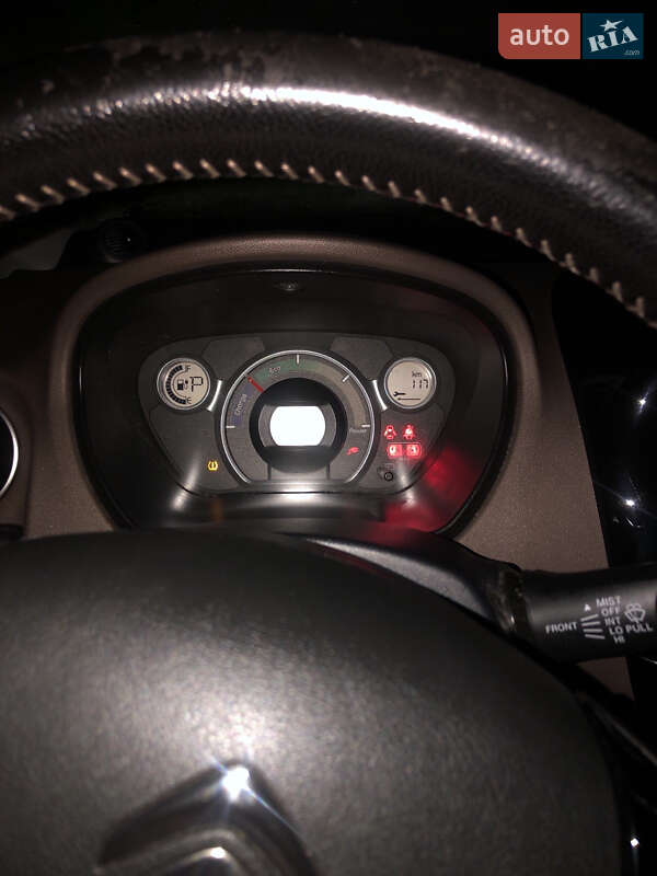 Хэтчбек Citroen C-Zero 2015 в Владимире фото 26 Хэтчбек Citroen C-Zero 2015 в Владимире