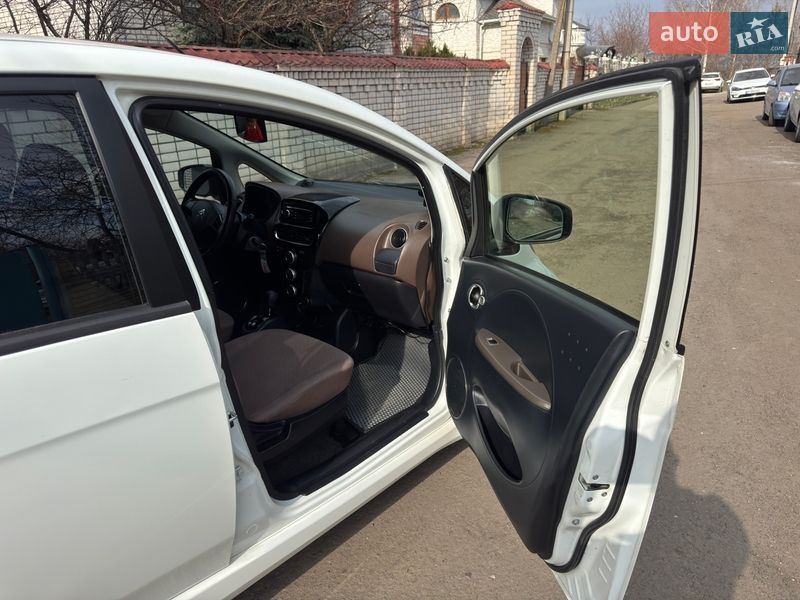 Хэтчбек Citroen C-Zero 2010 в Хмельницком