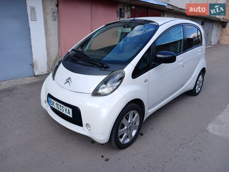 Хетчбек Citroen C-Zero 2011 в Рівному фото 4 Хетчбек Citroen C-Zero 2011 в Рівному