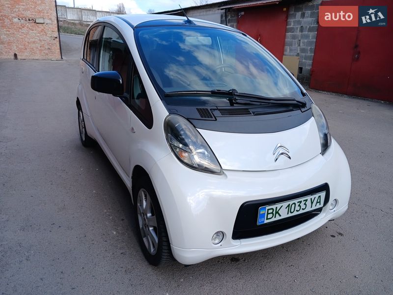 Хетчбек Citroen C-Zero 2011 в Рівному фото 7 Хетчбек Citroen C-Zero 2011 в Рівному
