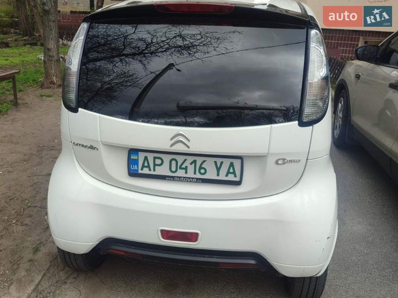 Хетчбек Citroen C-Zero 2011 в Дніпрі