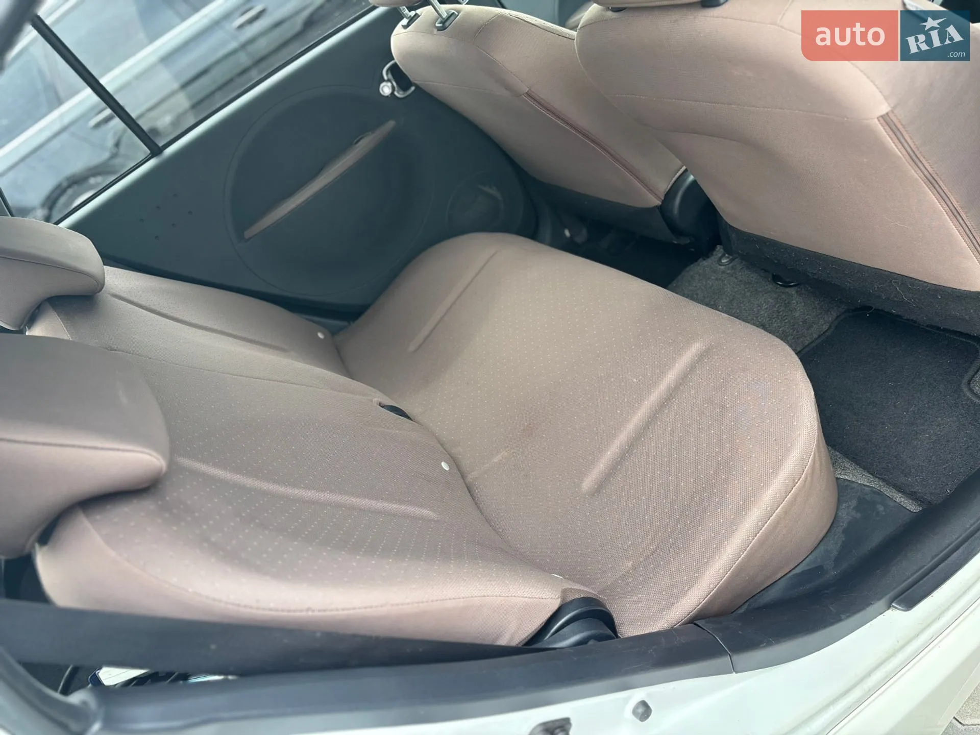 2014 Citroen C-ZERO - мініатюра 19
