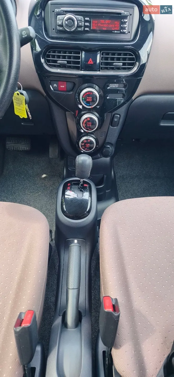 2015 Citroen C-ZERO - мініатюра 27