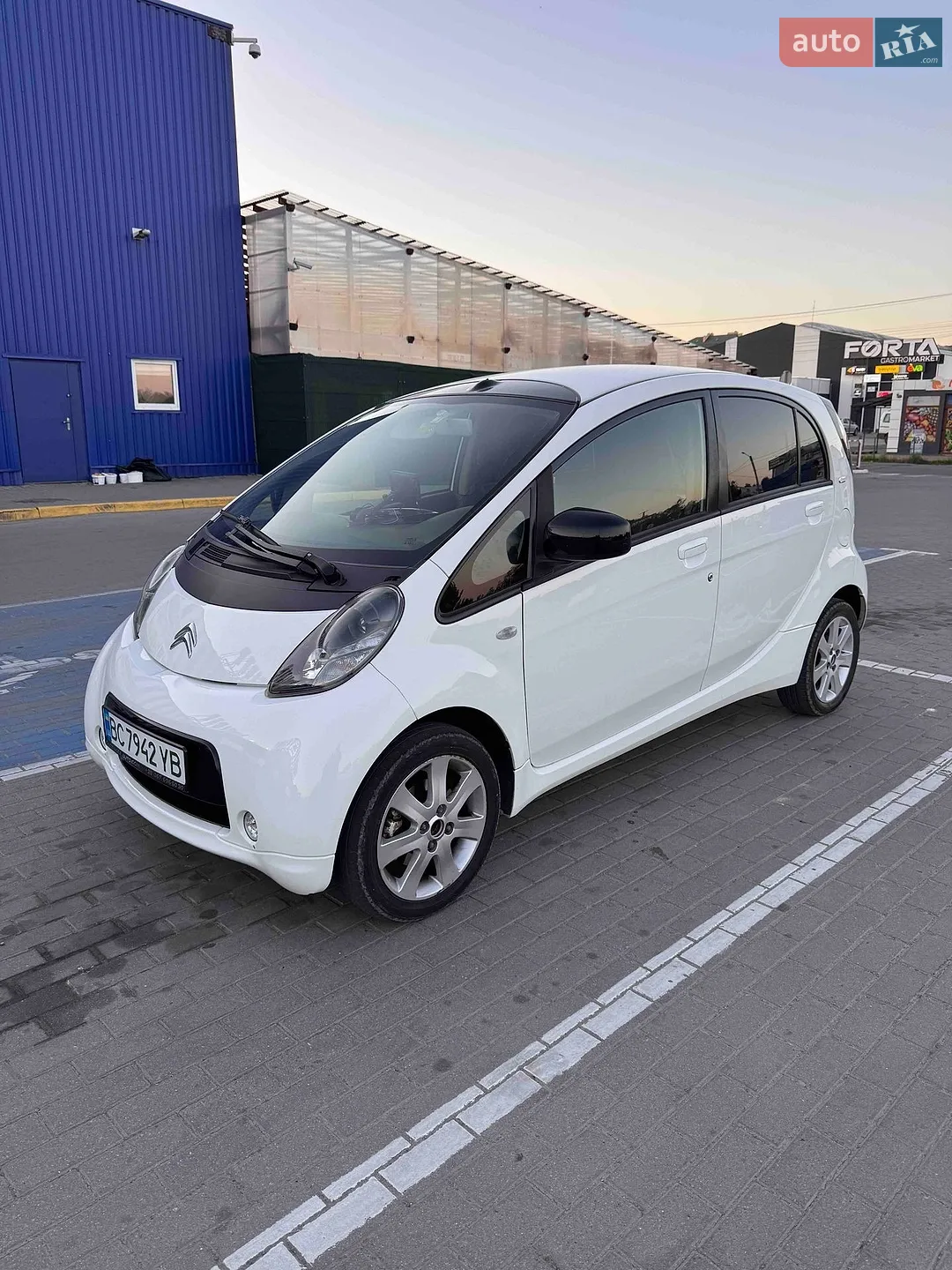 2011 Citroen C-ZERO - мініатюра 2