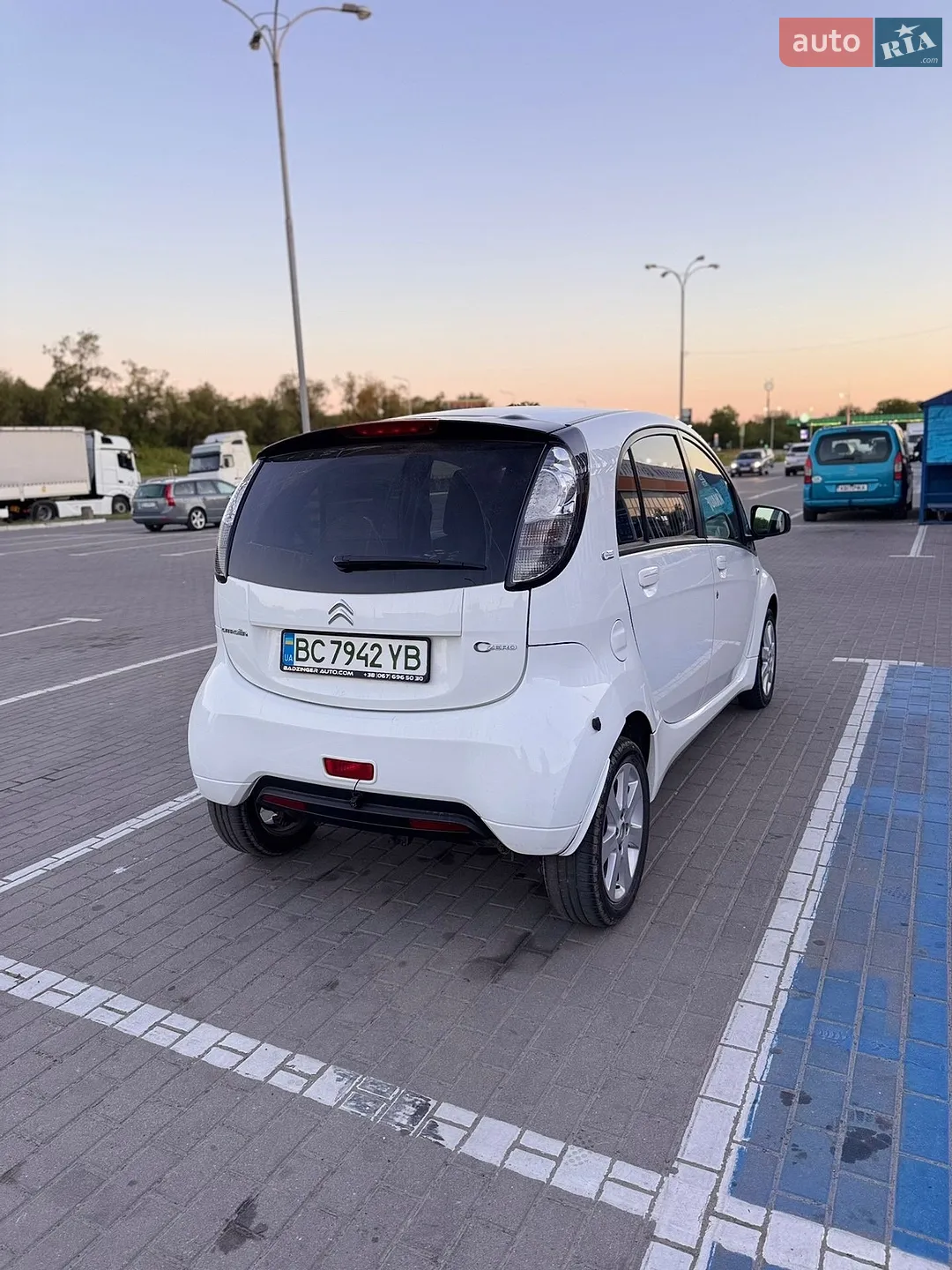 2011 Citroen C-ZERO - мініатюра 6