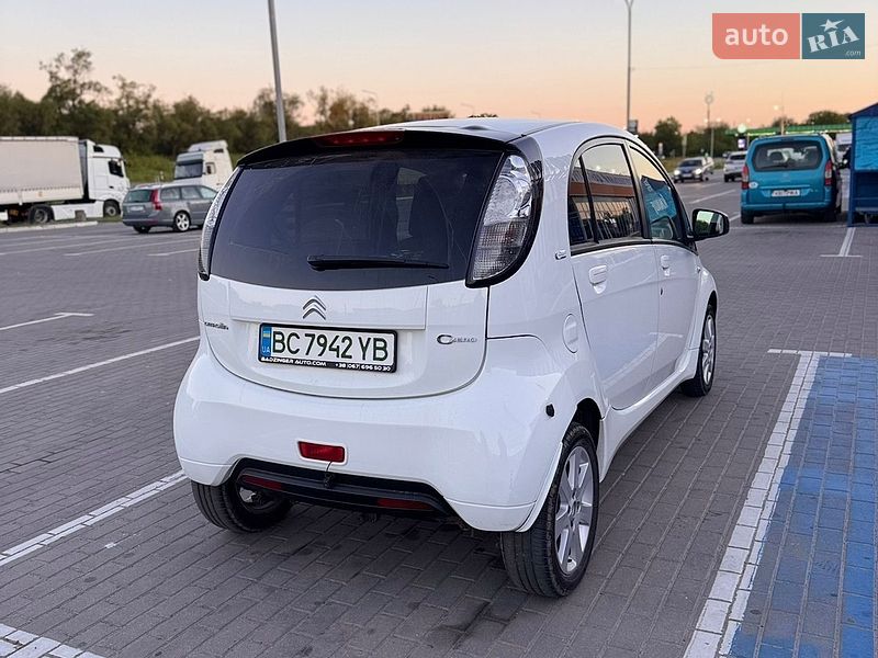 Хетчбек Citroen C-Zero 2011 в Стрию
