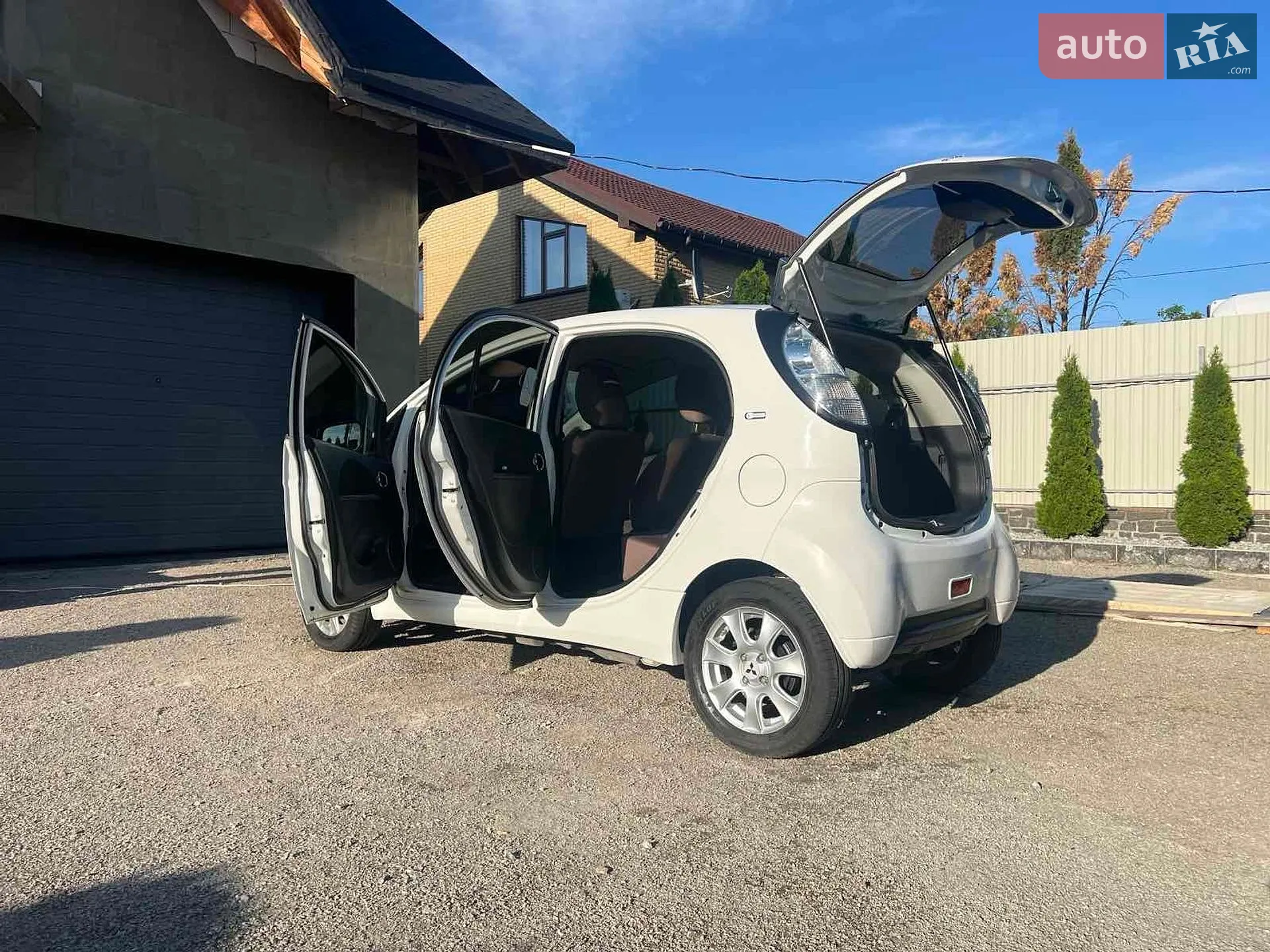 2014 Citroen C-ZERO - мініатюра 13
