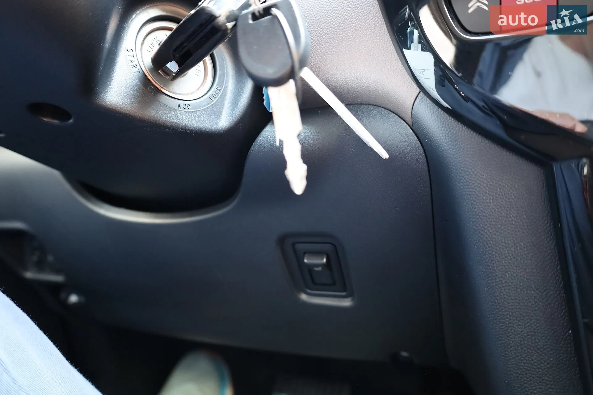 2014 Citroen C-ZERO - мініатюра 36