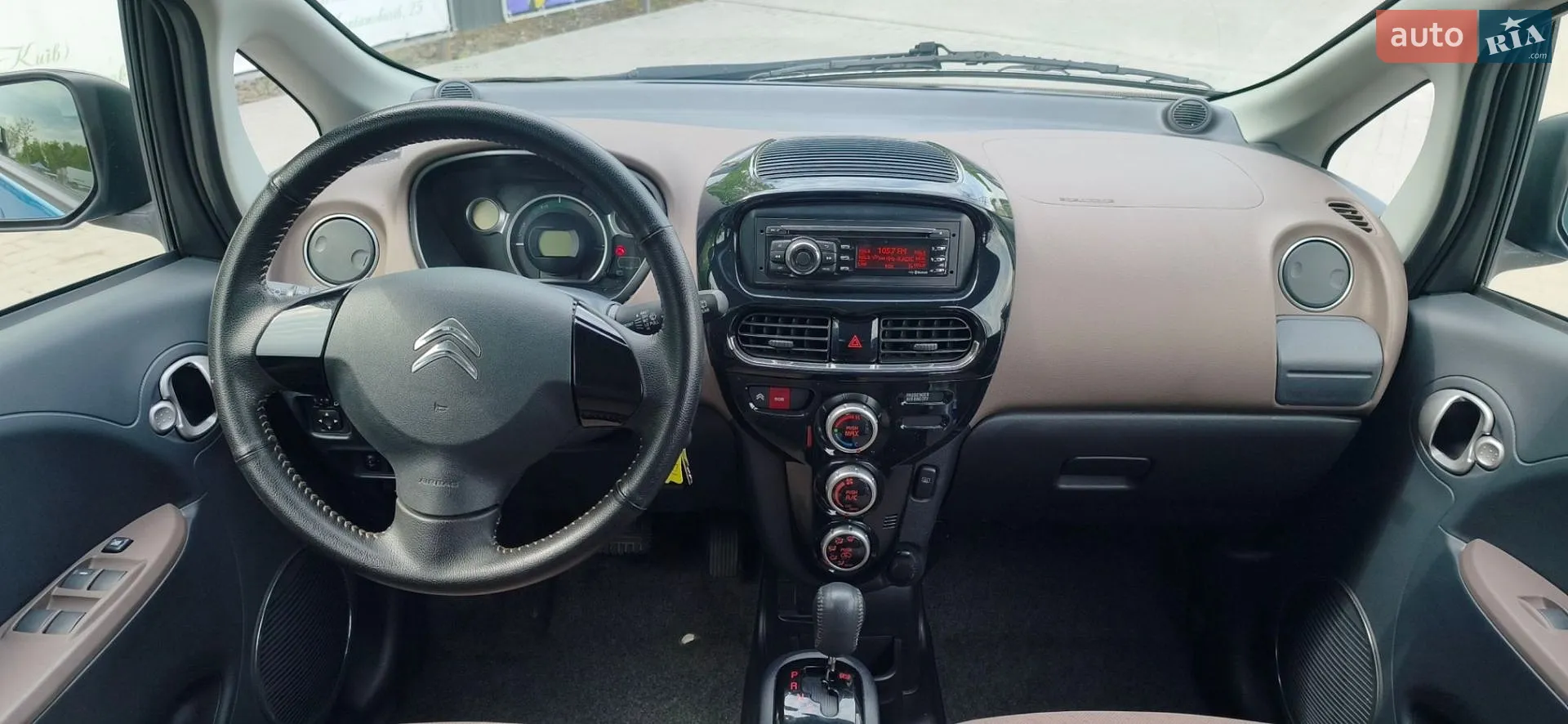 2015 Citroen C-ZERO - мініатюра 27