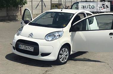 Хэтчбек Citroen C1 2012 в 