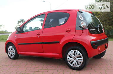 Хэтчбек Citroen C1 2011 в 
