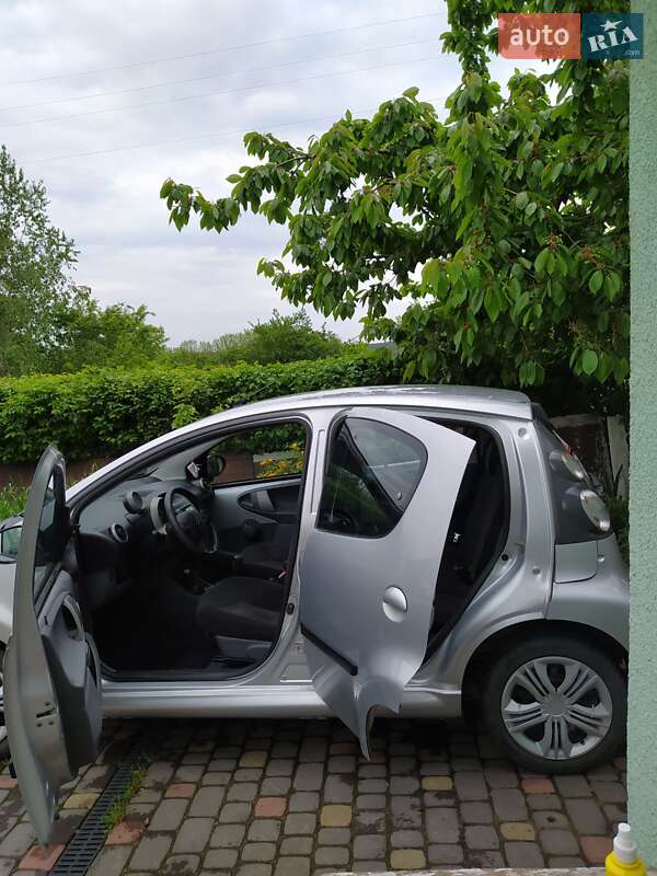 Хэтчбек Citroen C1 2007 в Ровно