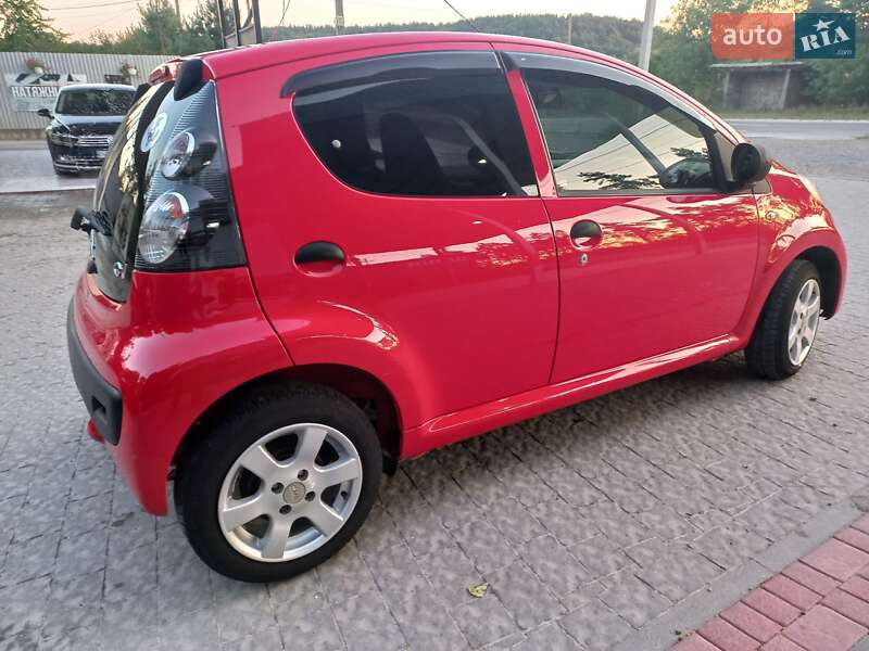 Хэтчбек Citroen C1 2012 в Львове