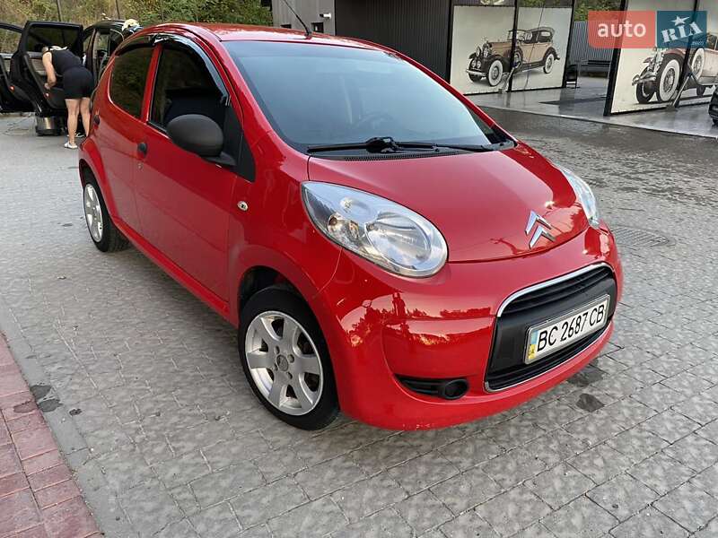 Хэтчбек Citroen C1 2012 в Львове