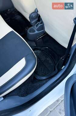 Хэтчбек Citroen C1 2009 в 