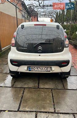 Хэтчбек Citroen C1 2012 в Тячеве