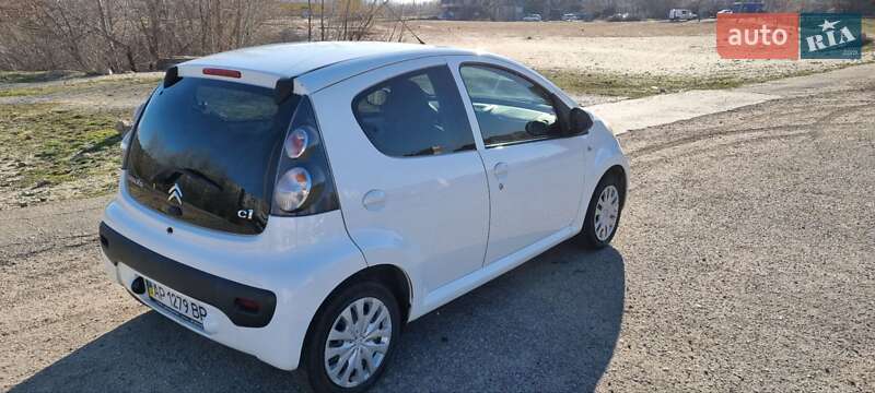 Хетчбек Citroen C1 2012 в Запоріжжі