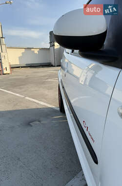 Хэтчбек Citroen C1 2010 в 
