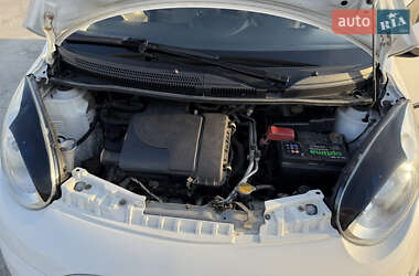 Хэтчбек Citroen C1 2010 в 