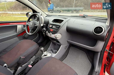 Хэтчбек Citroen C1 2006 в 