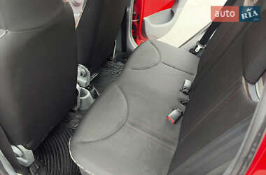 Хэтчбек Citroen C1 2011 в 