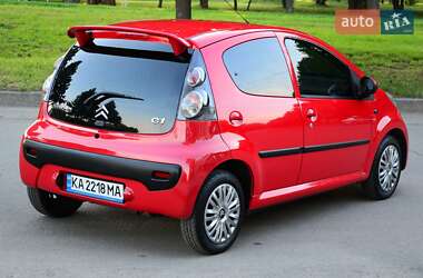 Хэтчбек Citroen C1 2008 в 