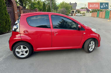 Хетчбек Citroen C1 2011 в 