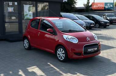 Хэтчбек Citroen C1 2011 в 