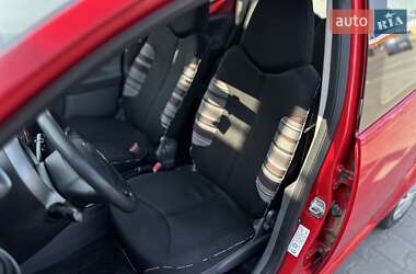 Хэтчбек Citroen C1 2011 в 