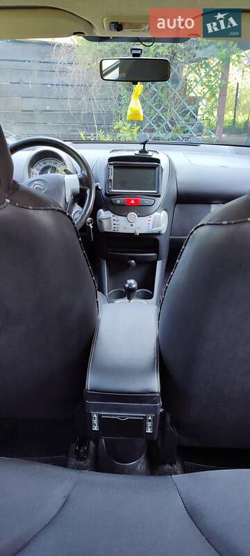Хетчбек Citroen C1 2013 в Києві