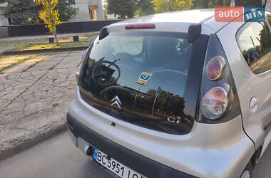 Хэтчбек Citroen C1 2012 в 