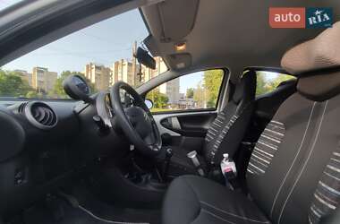 Хэтчбек Citroen C1 2012 в 
