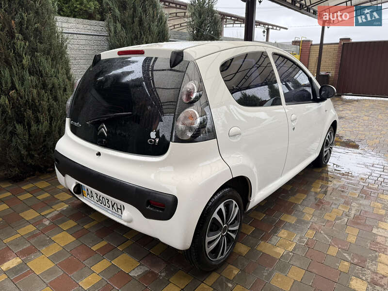 Хетчбек Citroen C1 2013 в Дніпрі