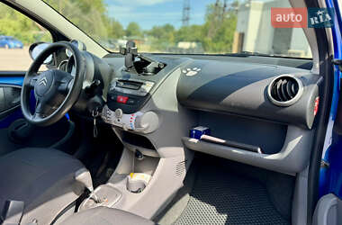Хэтчбек Citroen C1 2011 в 