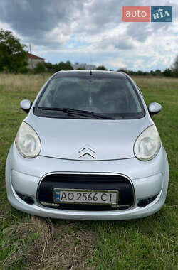 Хэтчбек Citroen C1 2009 в 